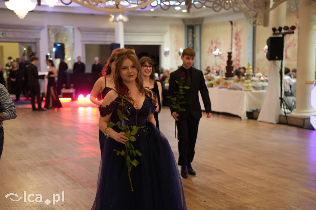 Odłożyli książki na bok. Tak bawiło się II LO