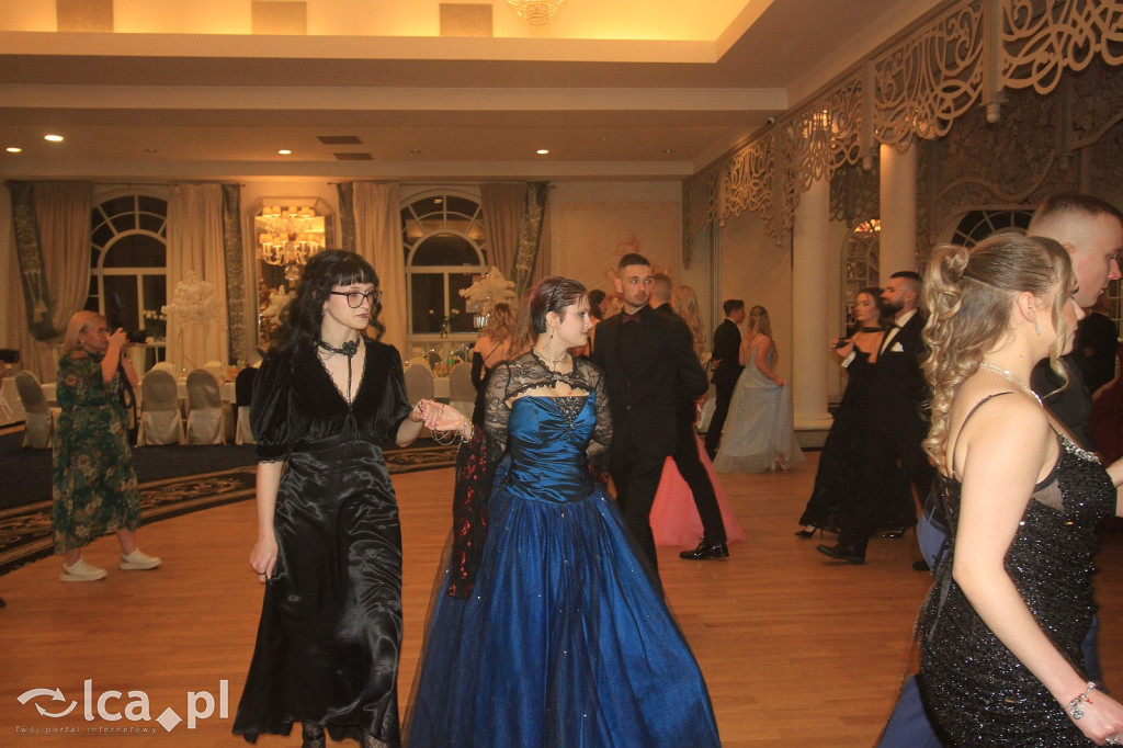 Bal studniówkowy maturzystów „Ekonoma”