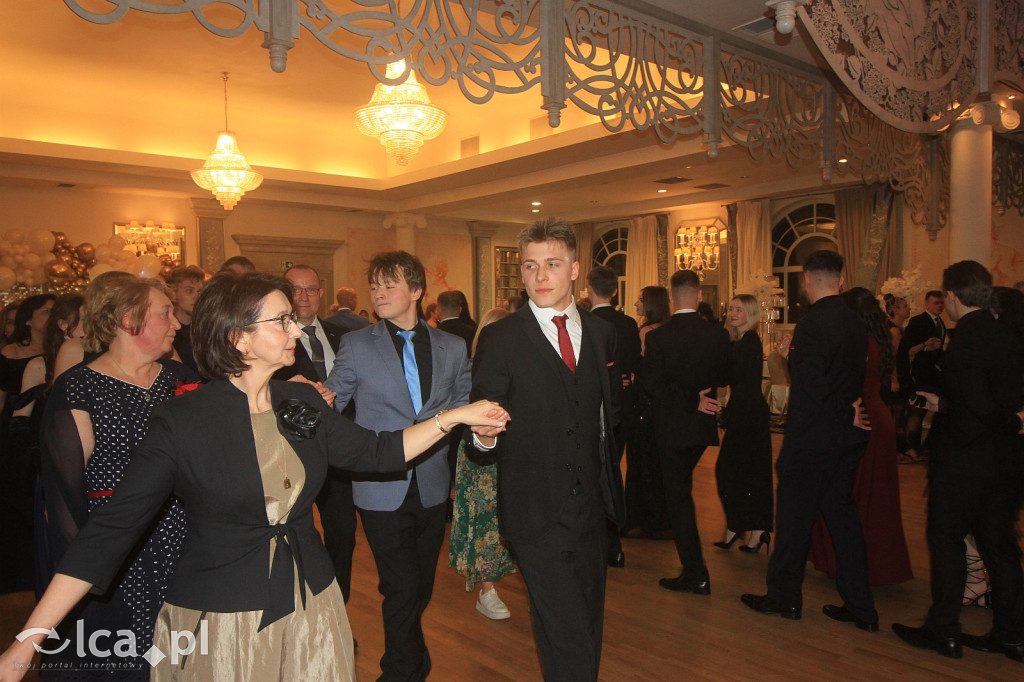 Bal studniówkowy maturzystów „Ekonoma”