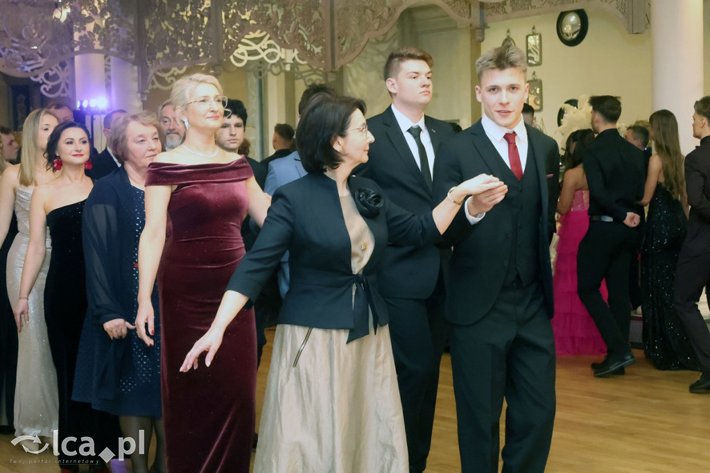 Bal studniówkowy maturzystów „Ekonoma”