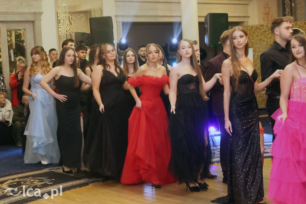 Bal studniówkowy maturzystów „Ekonoma”