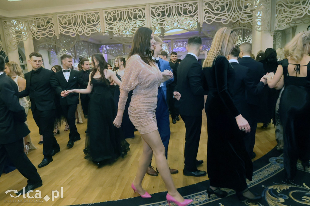 Bal studniówkowy maturzystów „Ekonoma”