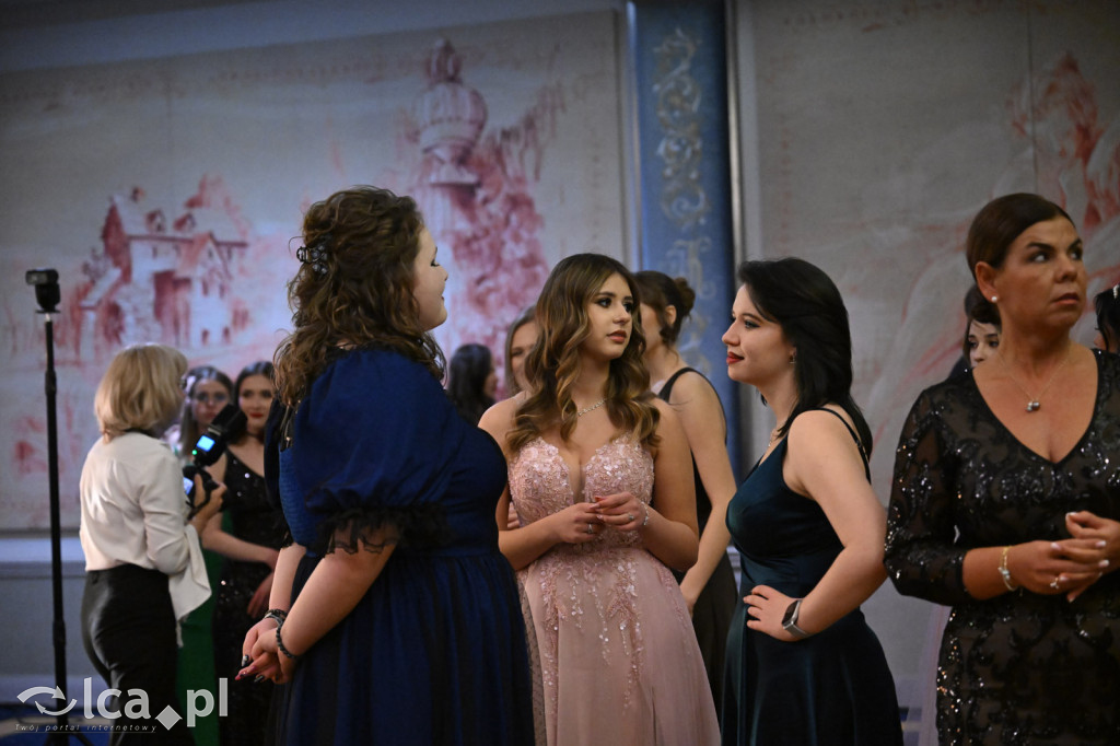 Studniówka ALO i TA. Przed nimi matura