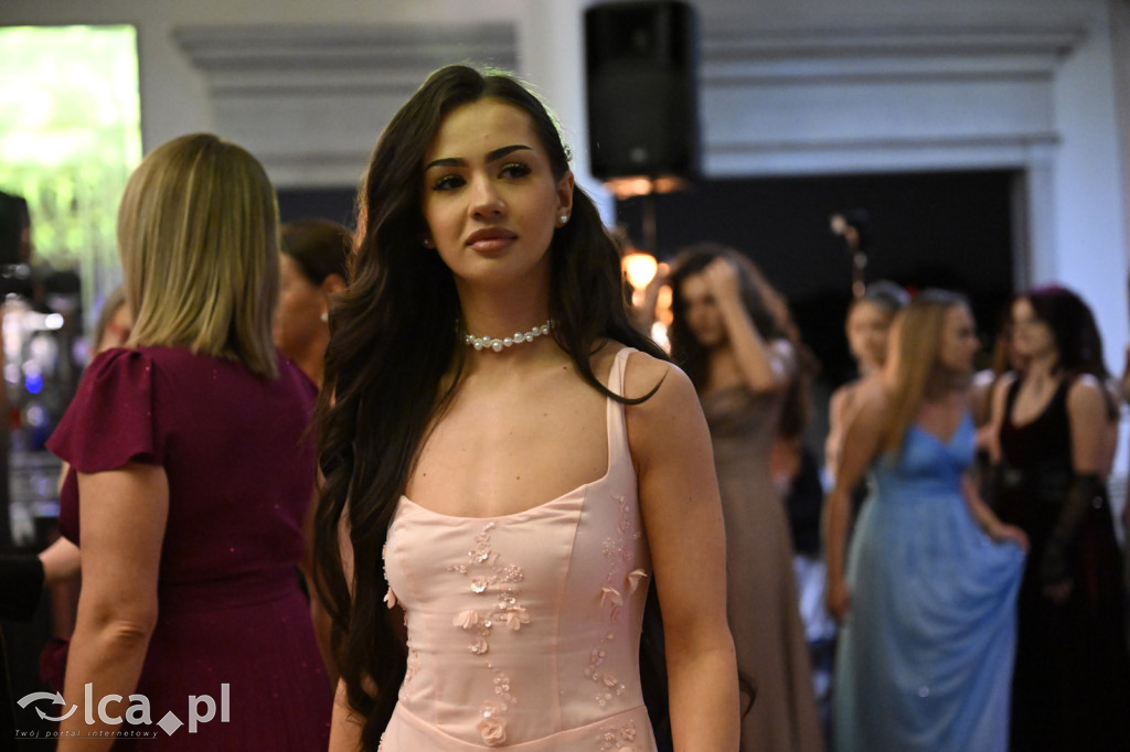 Studniówka ALO i TA. Przed nimi matura