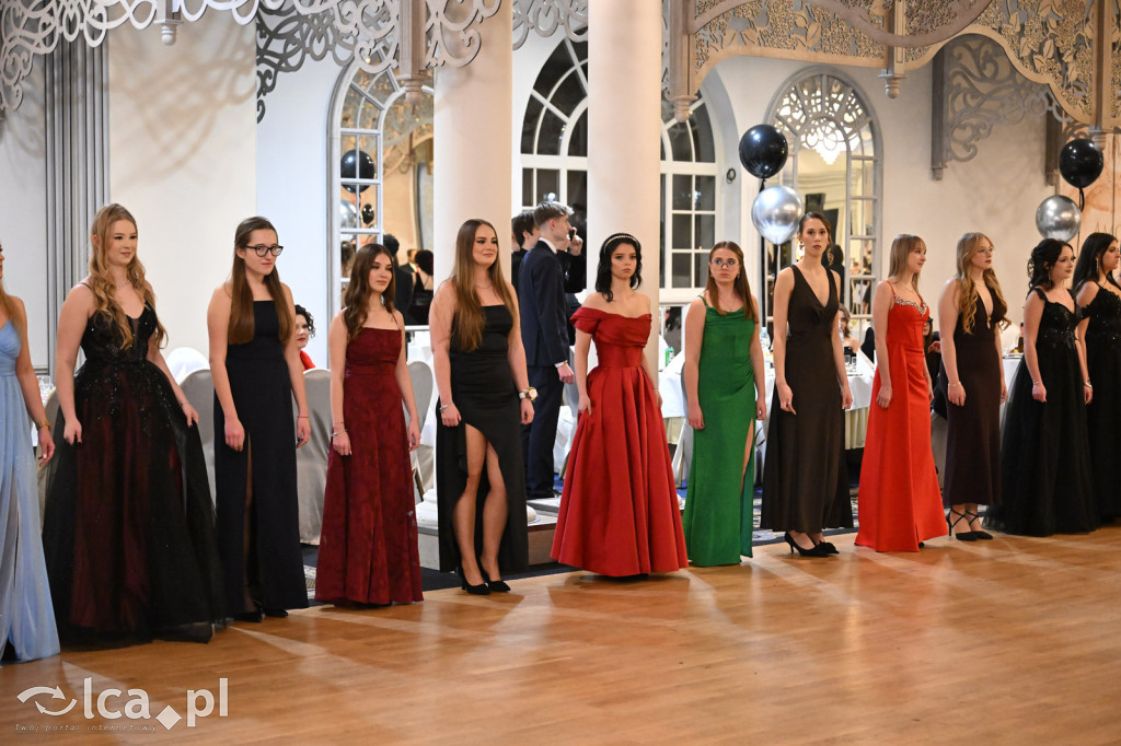 Studniówka ALO i TA. Przed nimi matura