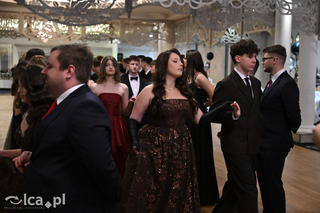 Studniówka ALO i TA. Przed nimi matura