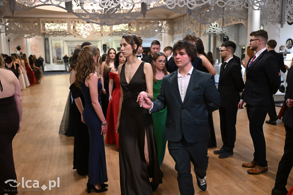 Studniówka ALO i TA. Przed nimi matura