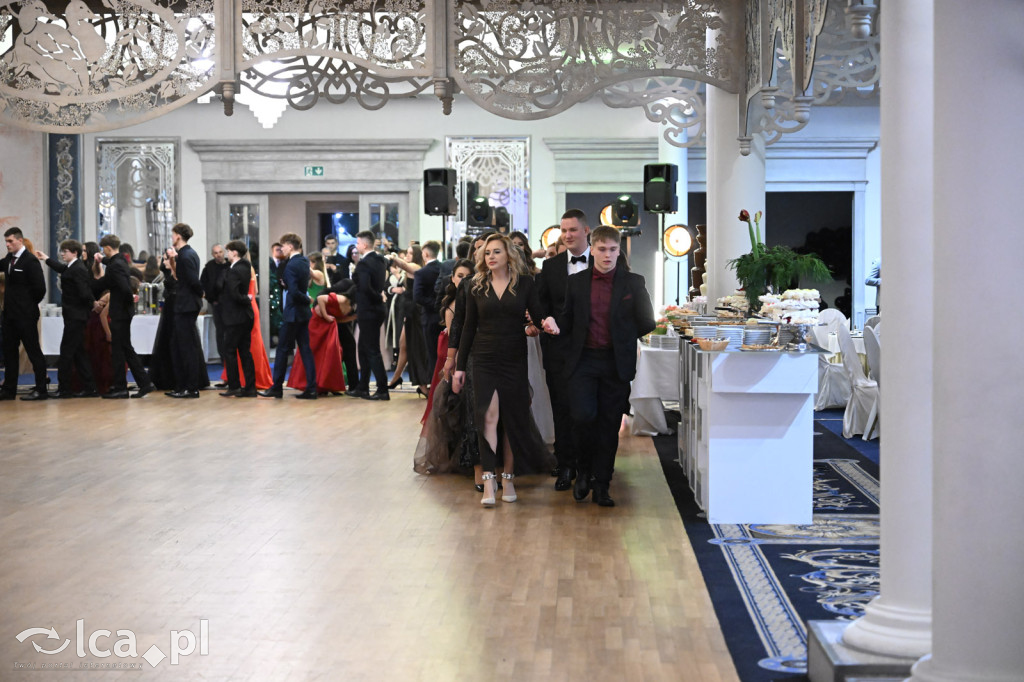 Studniówka ALO i TA. Przed nimi matura