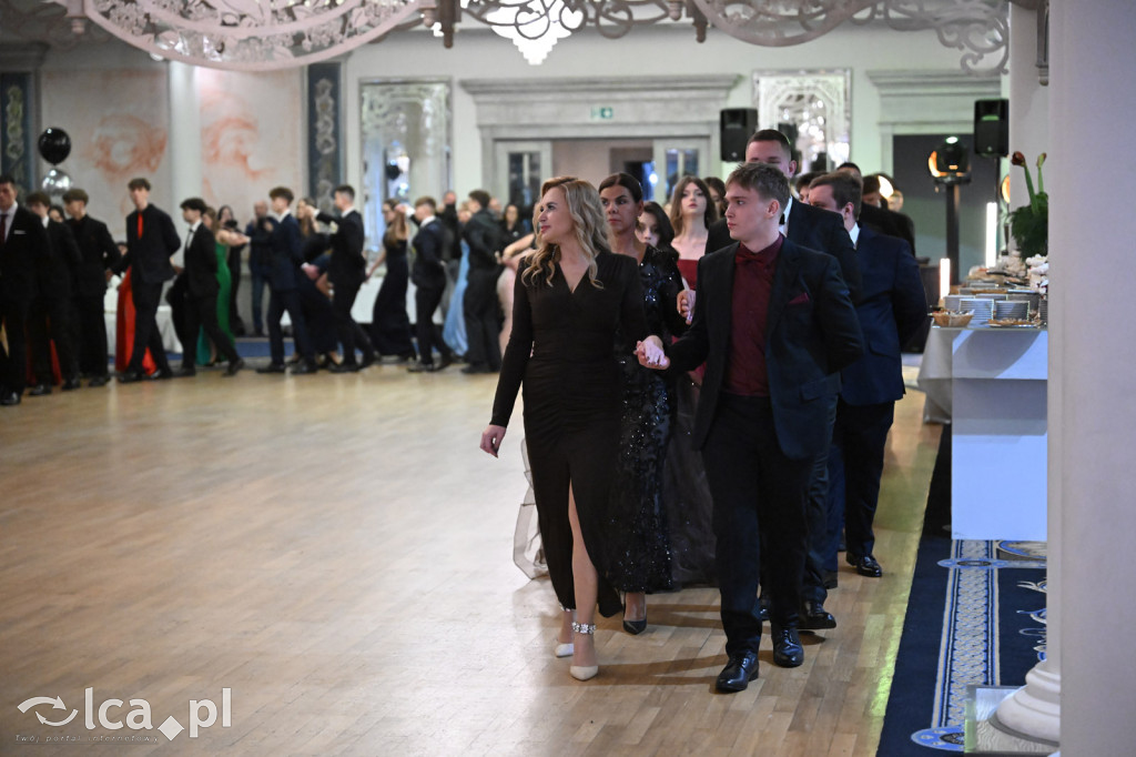 Studniówka ALO i TA. Przed nimi matura