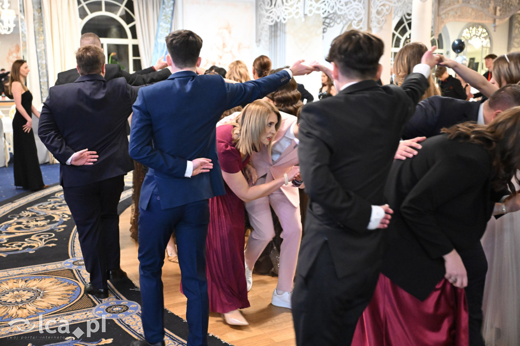 Studniówka ALO i TA. Przed nimi matura