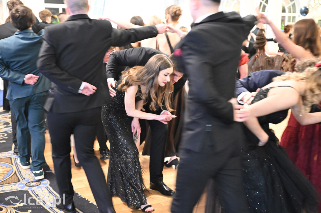 Studniówka ALO i TA. Przed nimi matura