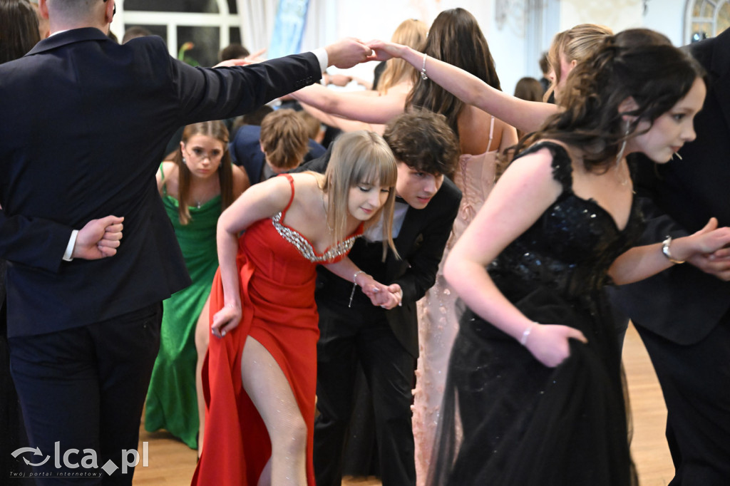 Studniówka ALO i TA. Przed nimi matura