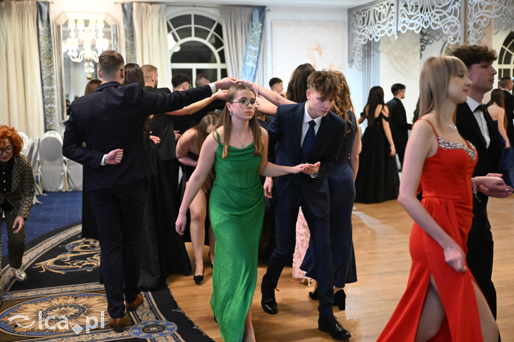 Studniówka ALO i TA. Przed nimi matura