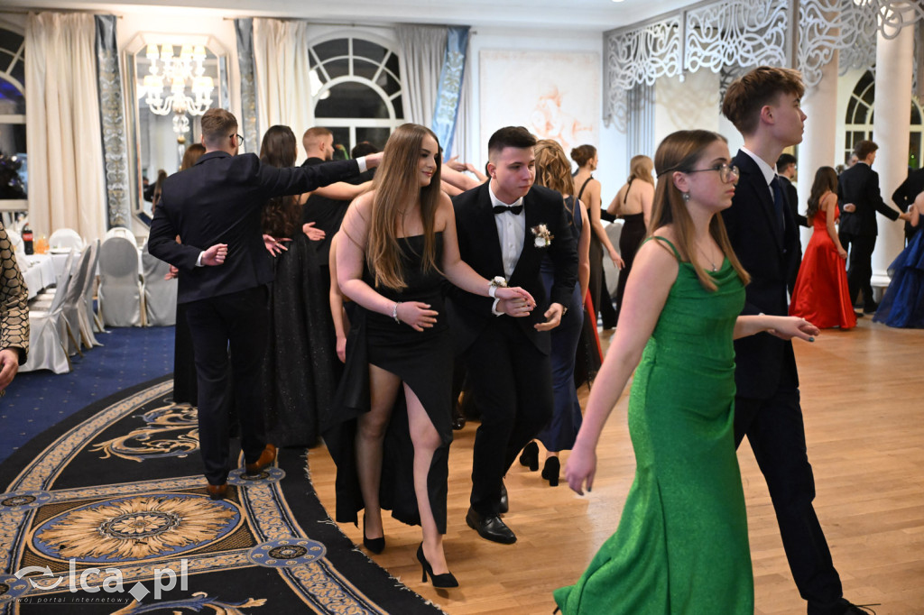 Studniówka ALO i TA. Przed nimi matura