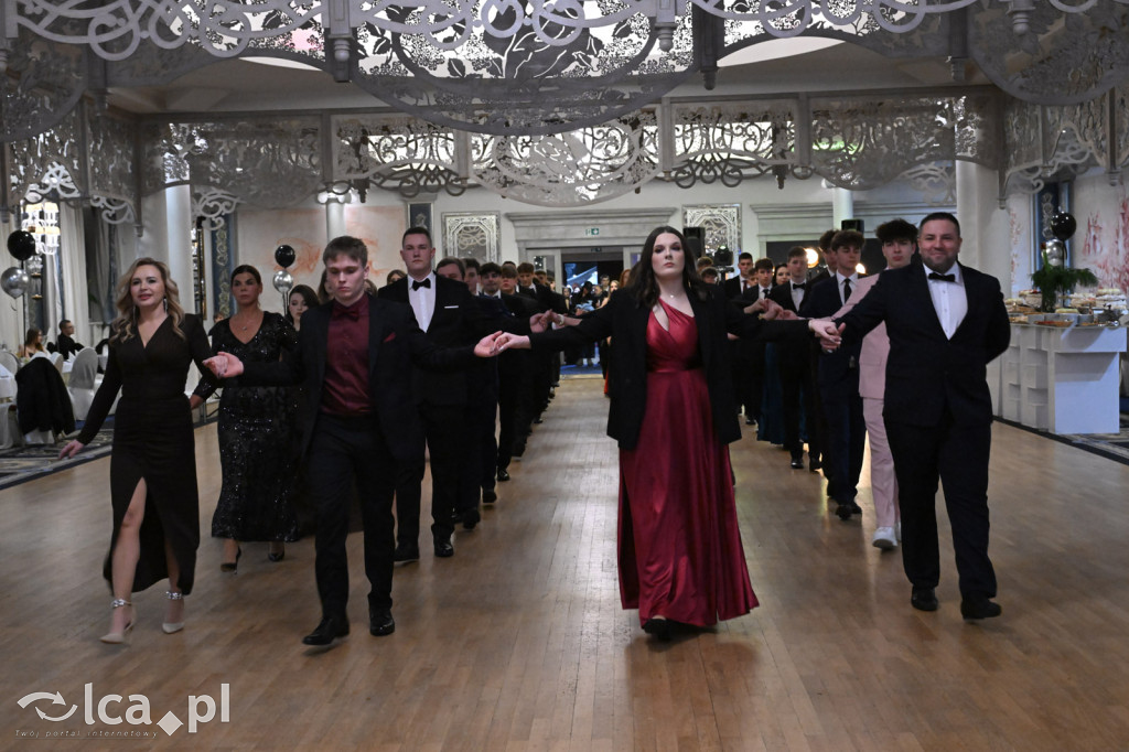 Studniówka ALO i TA. Przed nimi matura