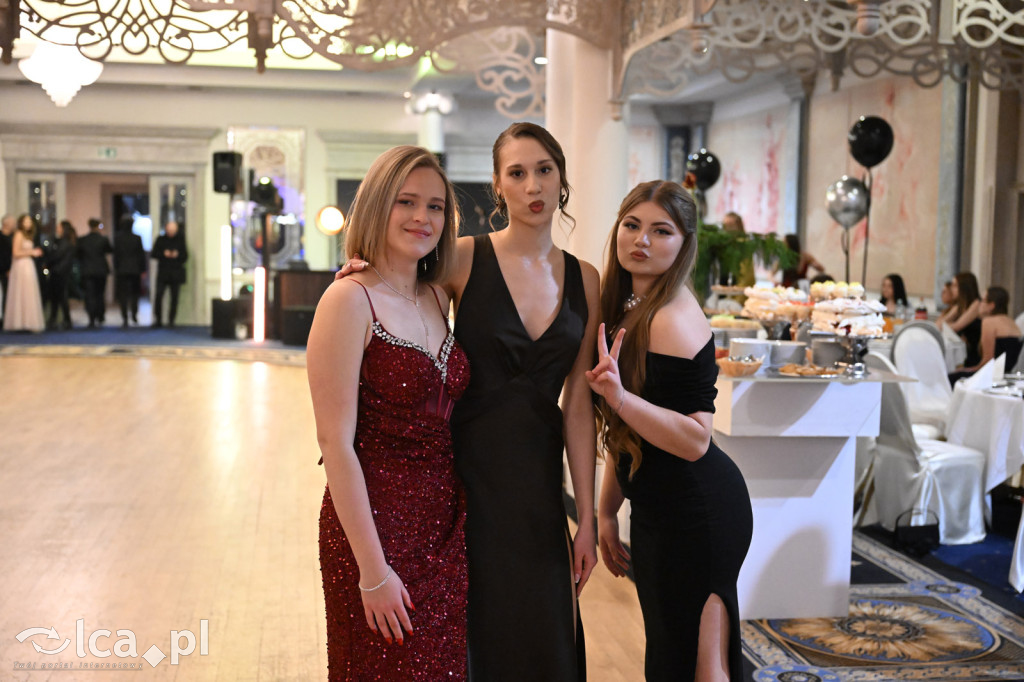 Studniówka ALO i TA. Przed nimi matura