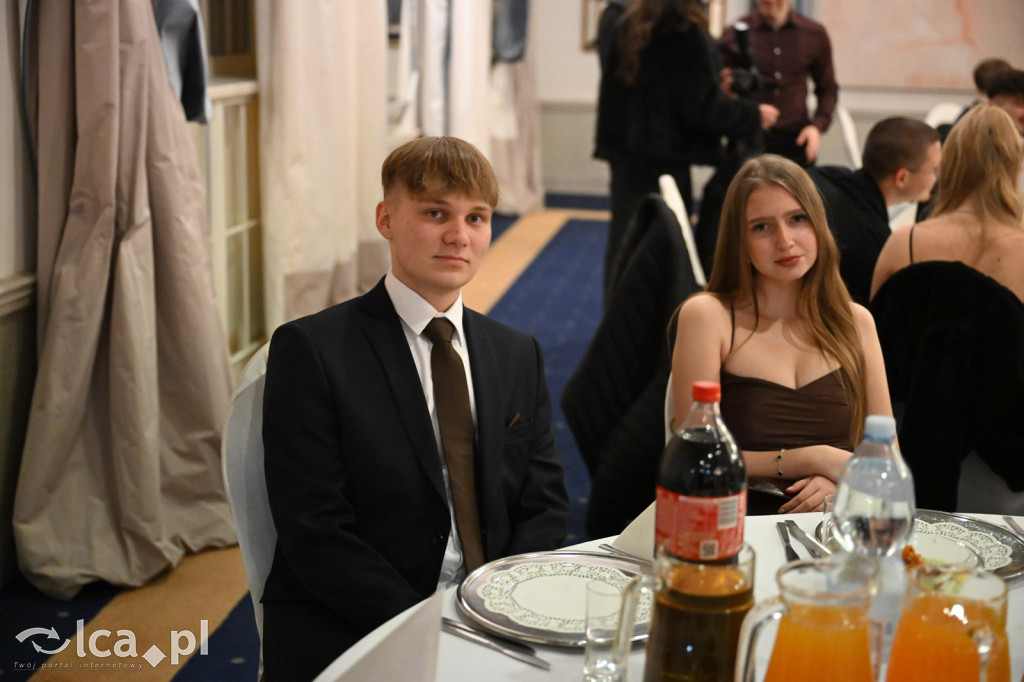 Studniówka ALO i TA. Przed nimi matura