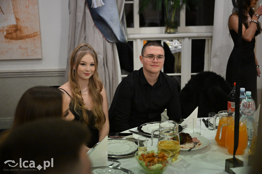 Studniówka ALO i TA. Przed nimi matura