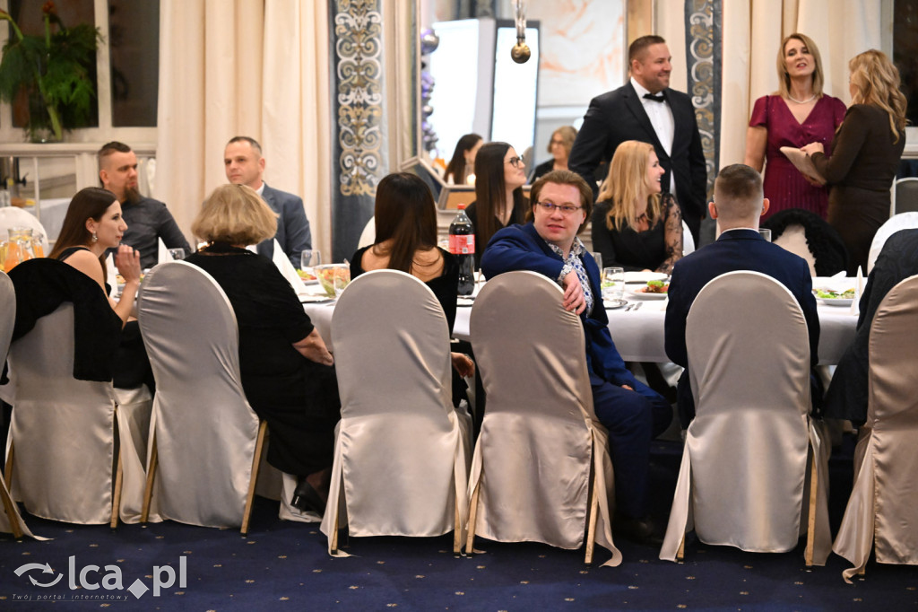 Studniówka ALO i TA. Przed nimi matura