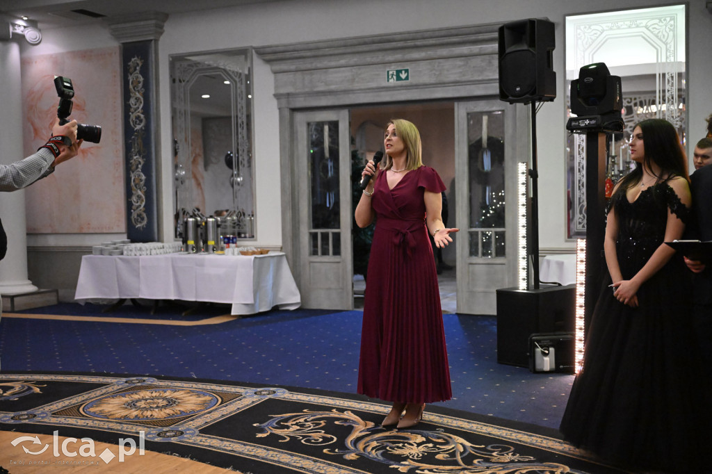 Studniówka ALO i TA. Przed nimi matura