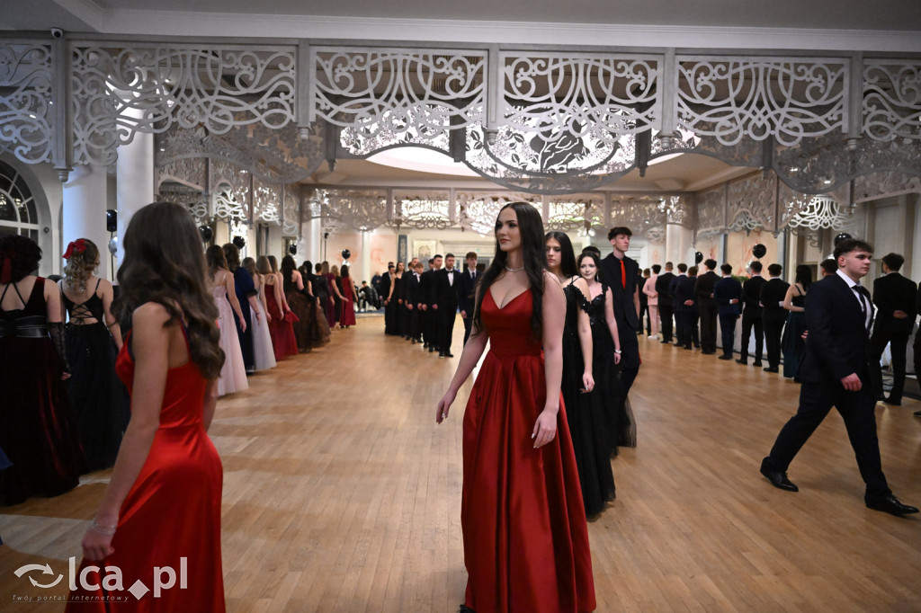 Studniówka ALO i TA. Przed nimi matura