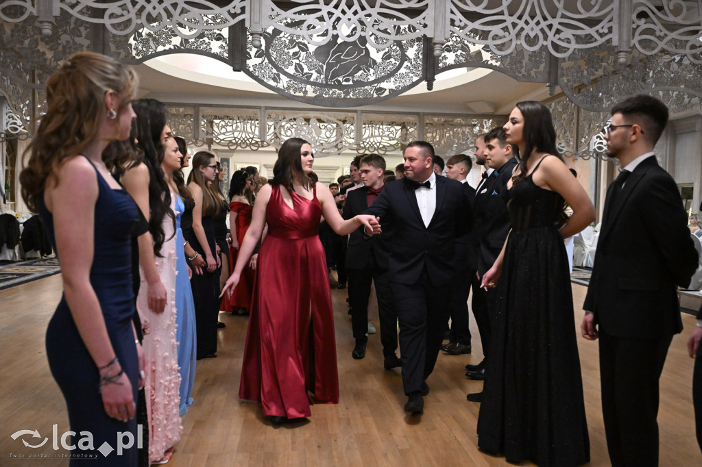 Studniówka ALO i TA. Przed nimi matura