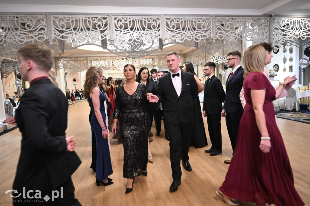 Studniówka ALO i TA. Przed nimi matura