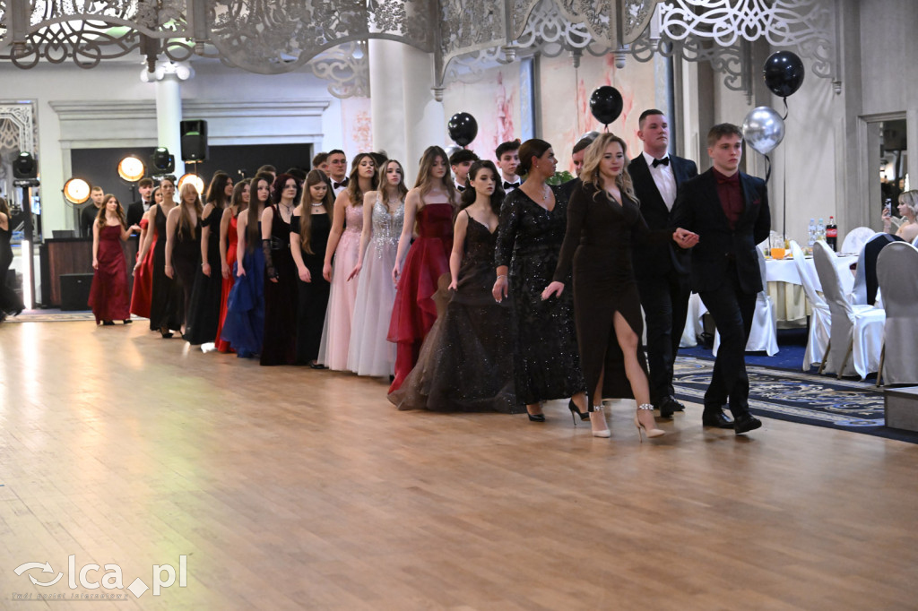 Studniówka ALO i TA. Przed nimi matura