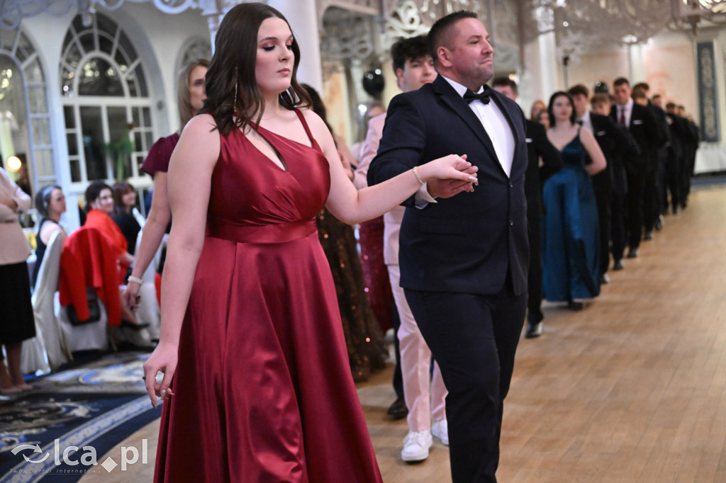 Studniówka ALO i TA. Przed nimi matura