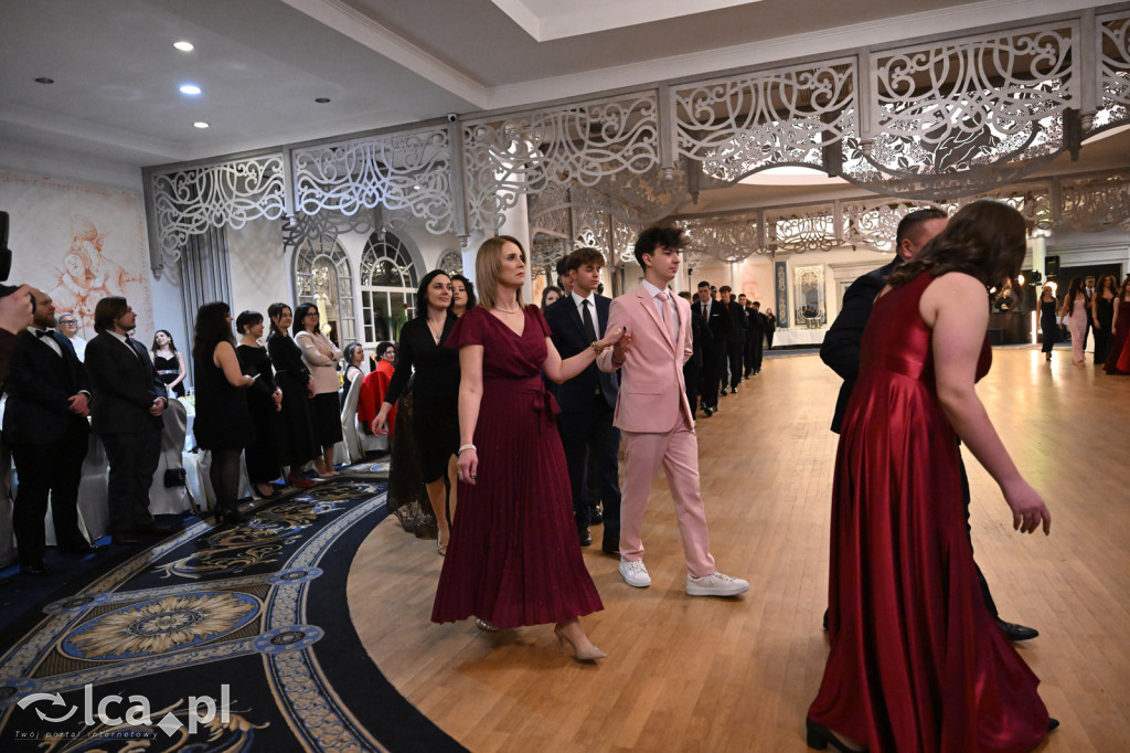 Studniówka ALO i TA. Przed nimi matura