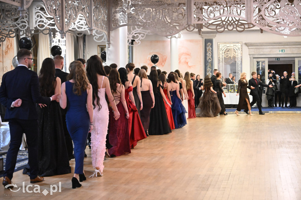 Studniówka ALO i TA. Przed nimi matura