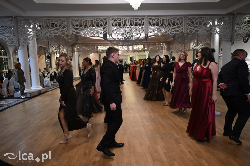 Studniówka ALO i TA. Przed nimi matura