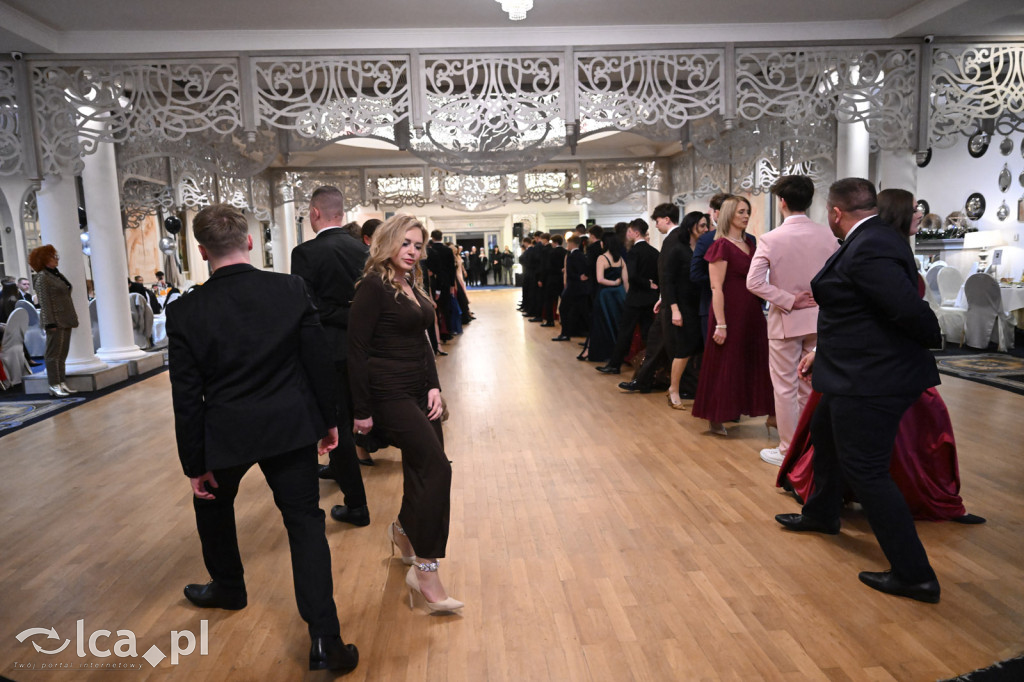 Studniówka ALO i TA. Przed nimi matura