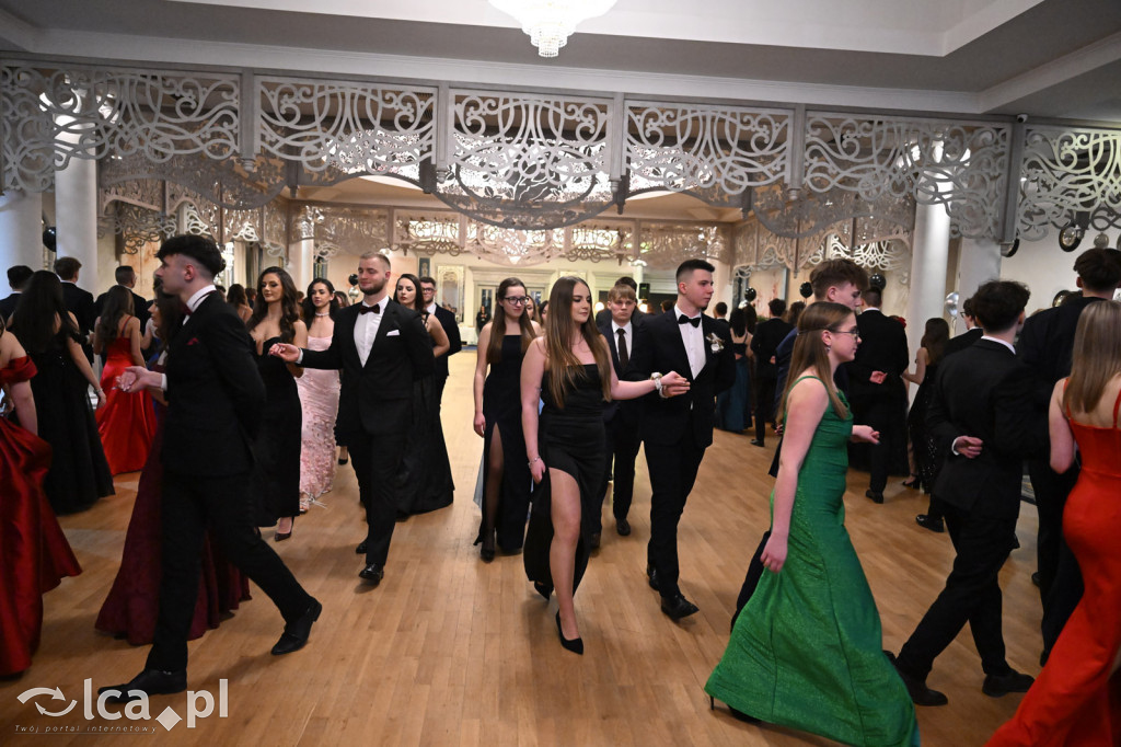 Studniówka ALO i TA. Przed nimi matura