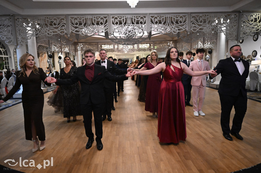 Studniówka ALO i TA. Przed nimi matura