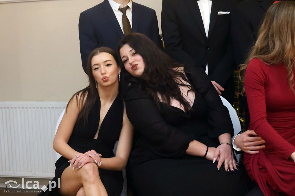 Studniówka Hutnika przed majową maturą