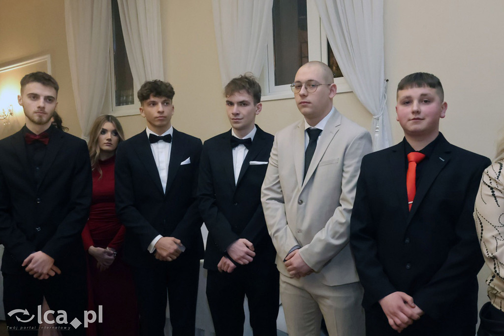 Studniówka Hutnika przed majową maturą