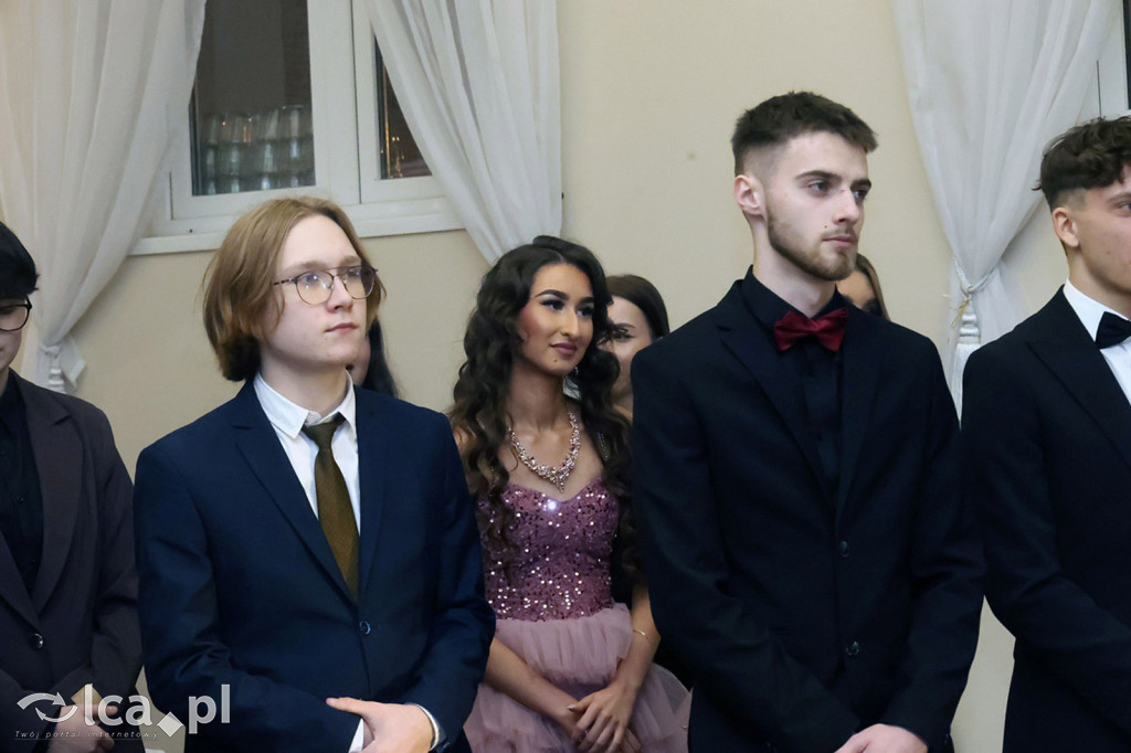 Studniówka Hutnika przed majową maturą