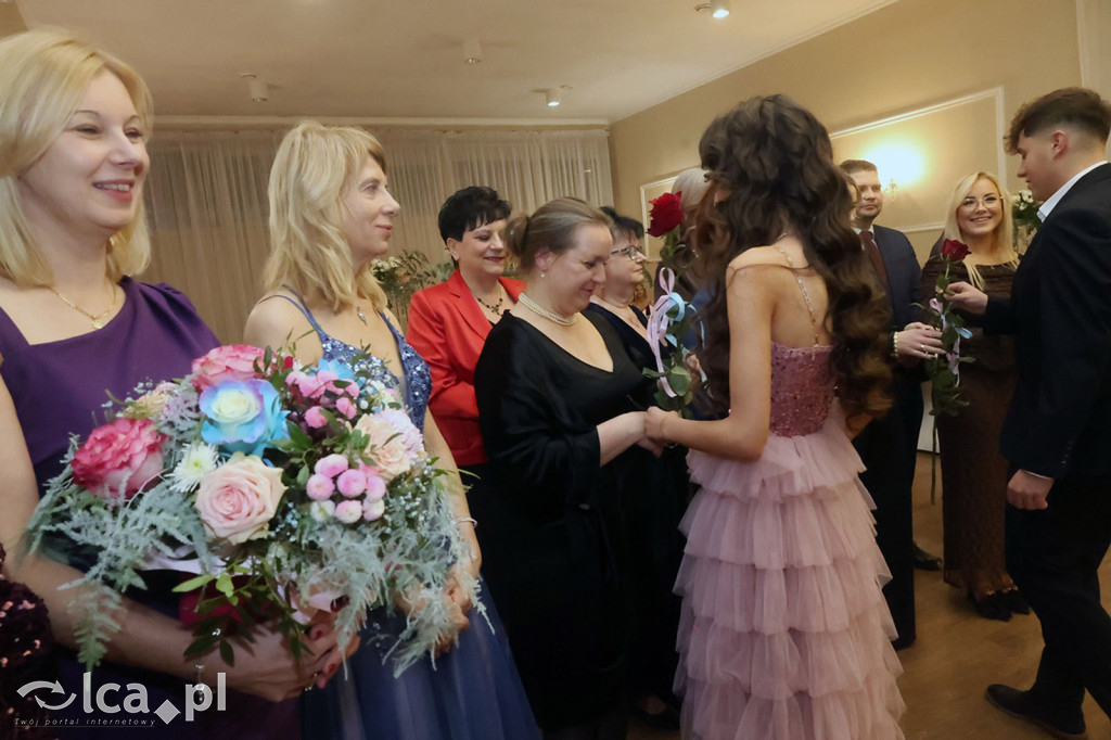 Studniówka Hutnika przed majową maturą