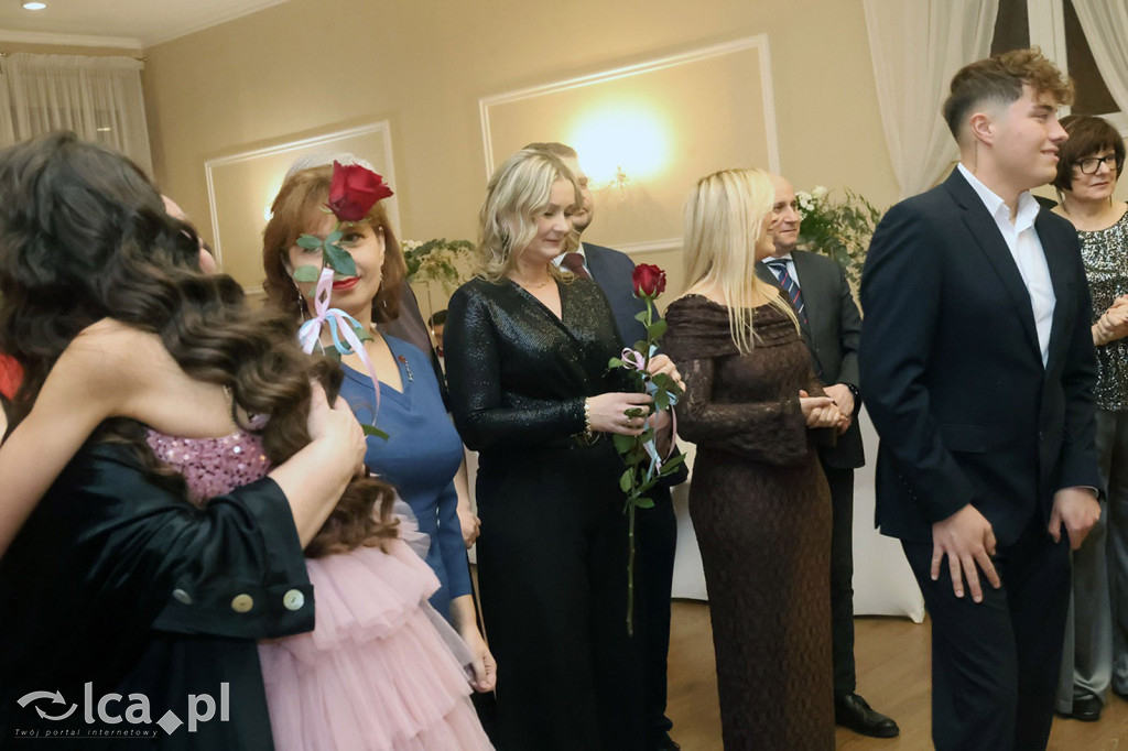 Studniówka Hutnika przed majową maturą