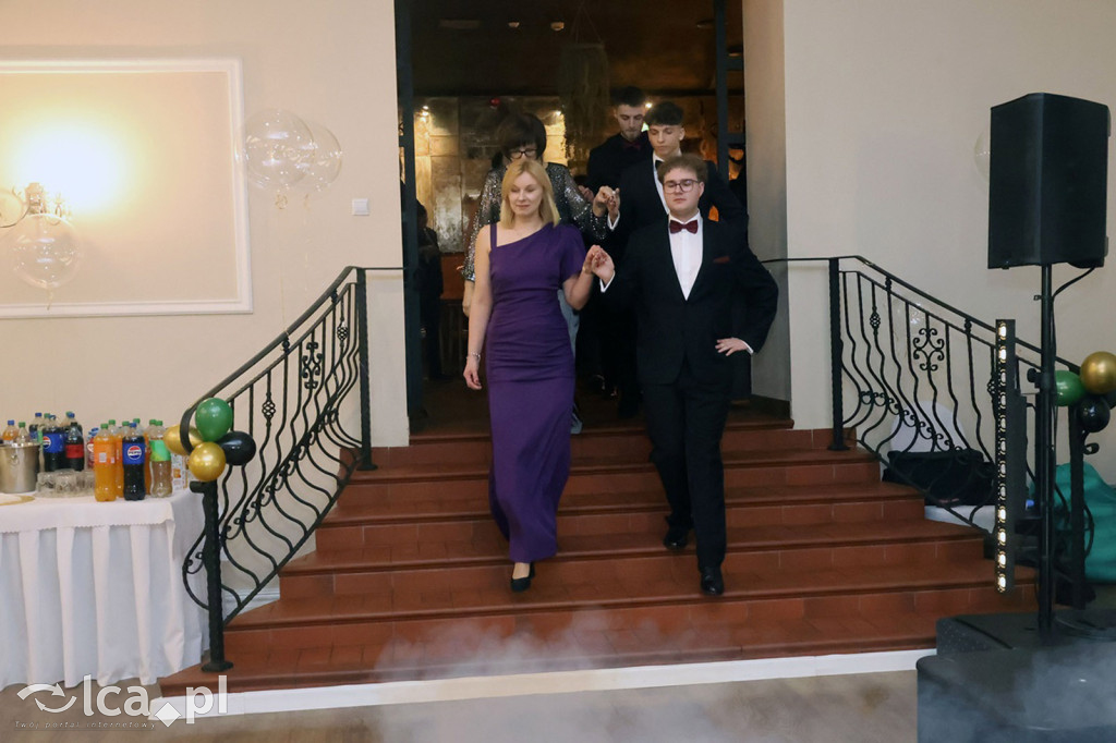 Studniówka Hutnika przed majową maturą