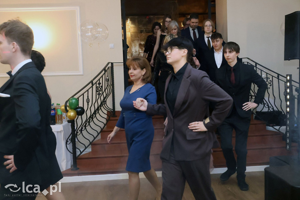 Studniówka Hutnika przed majową maturą