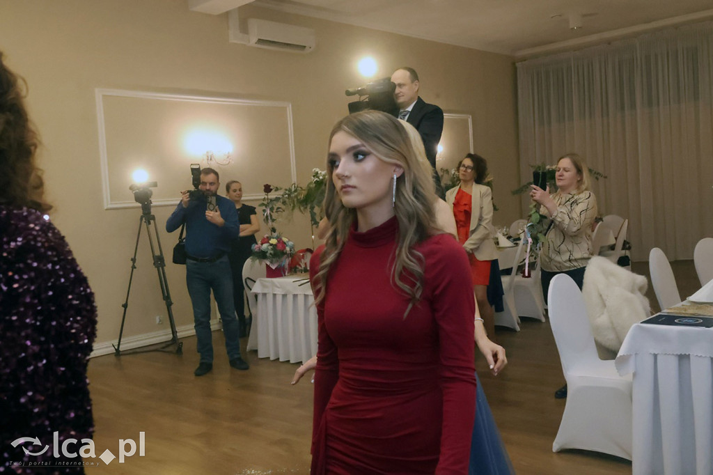 Studniówka Hutnika przed majową maturą