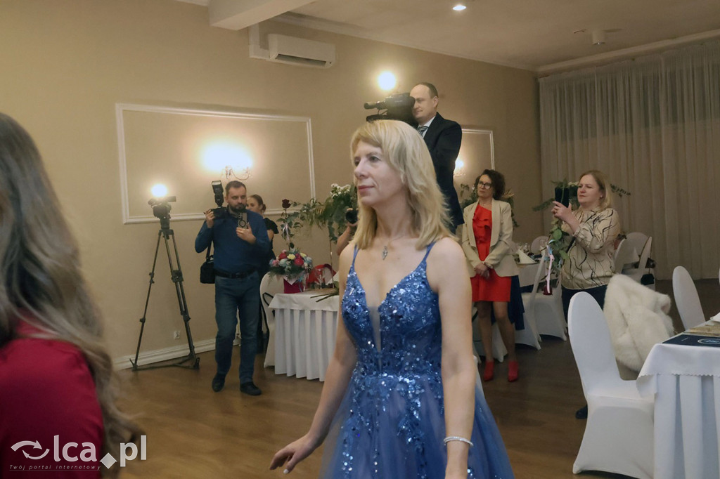 Studniówka Hutnika przed majową maturą