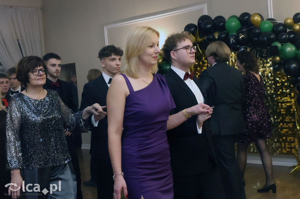 Studniówka Hutnika przed majową maturą