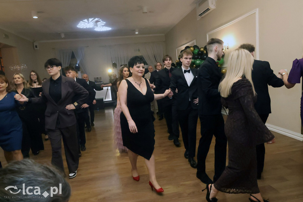 Studniówka Hutnika przed majową maturą