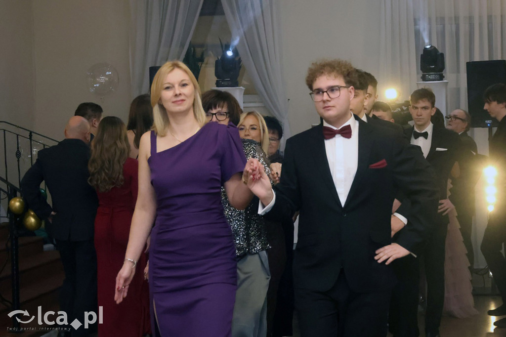 Studniówka Hutnika przed majową maturą