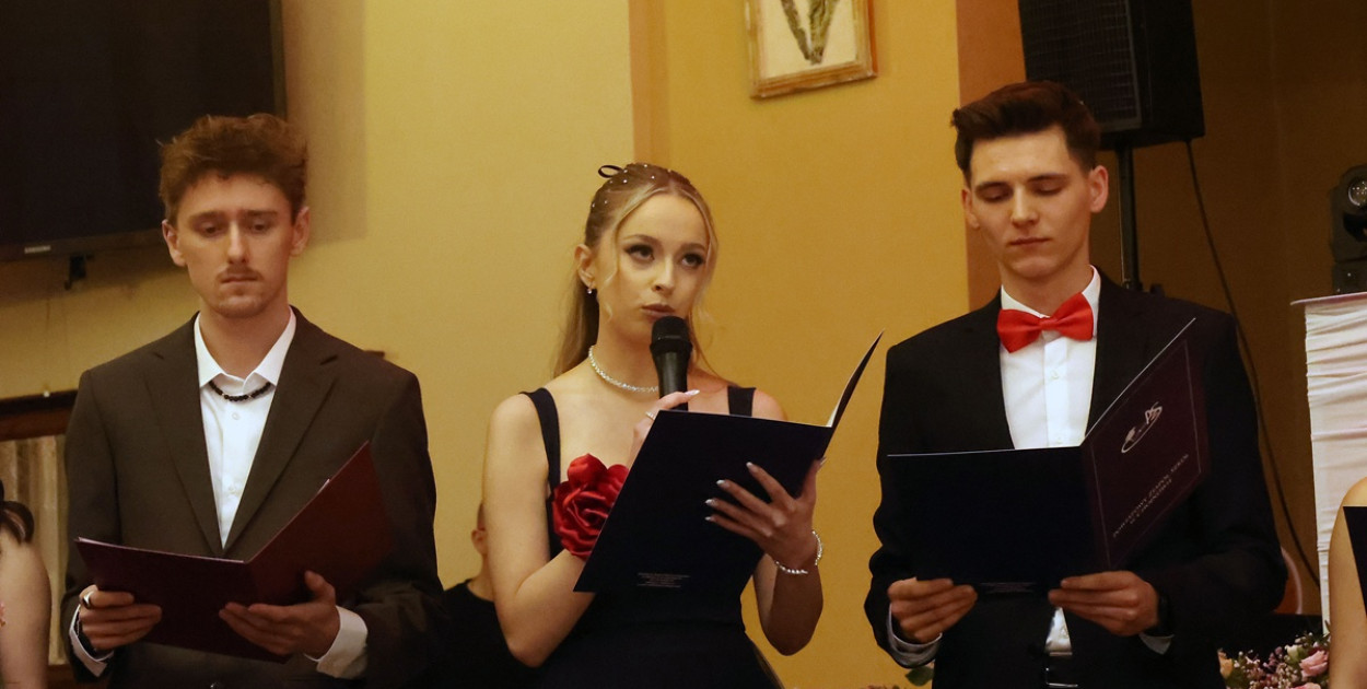 Studniówka Powiatowego Zespołu Szkół w Chojnowie