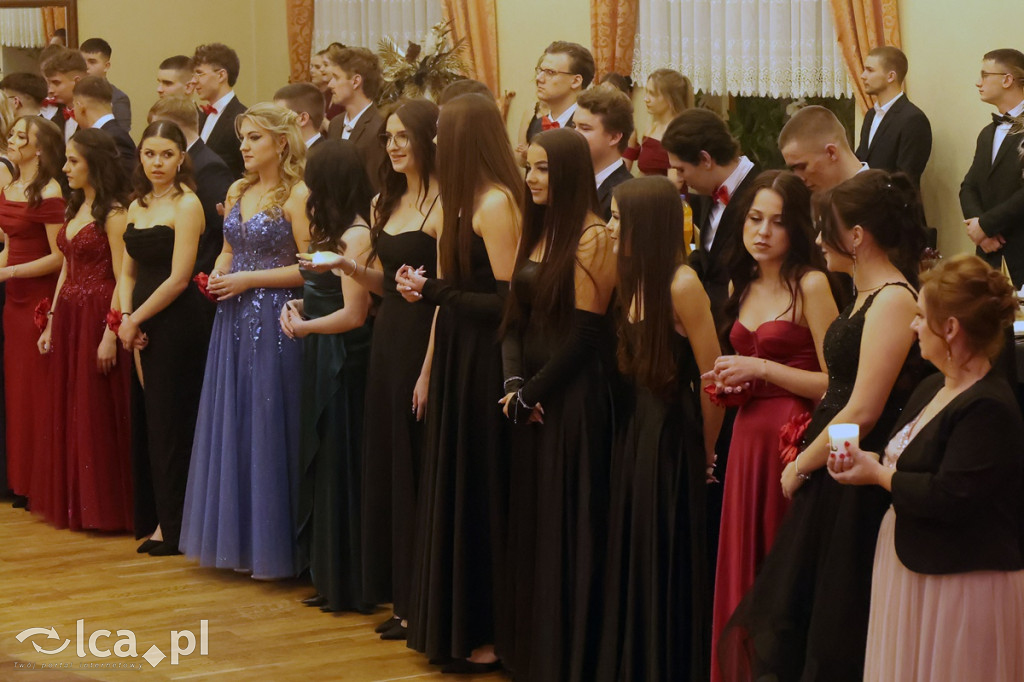 Studniówka Powiatowego Zespołu Szkół w Chojnowie