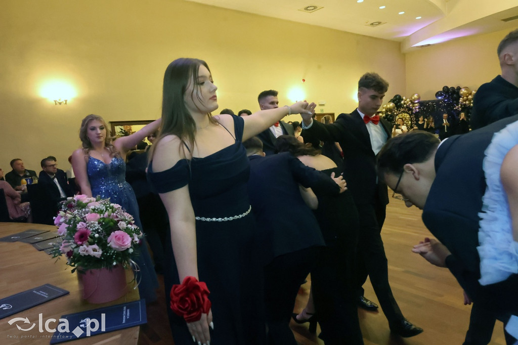 Studniówka Powiatowego Zespołu Szkół w Chojnowie